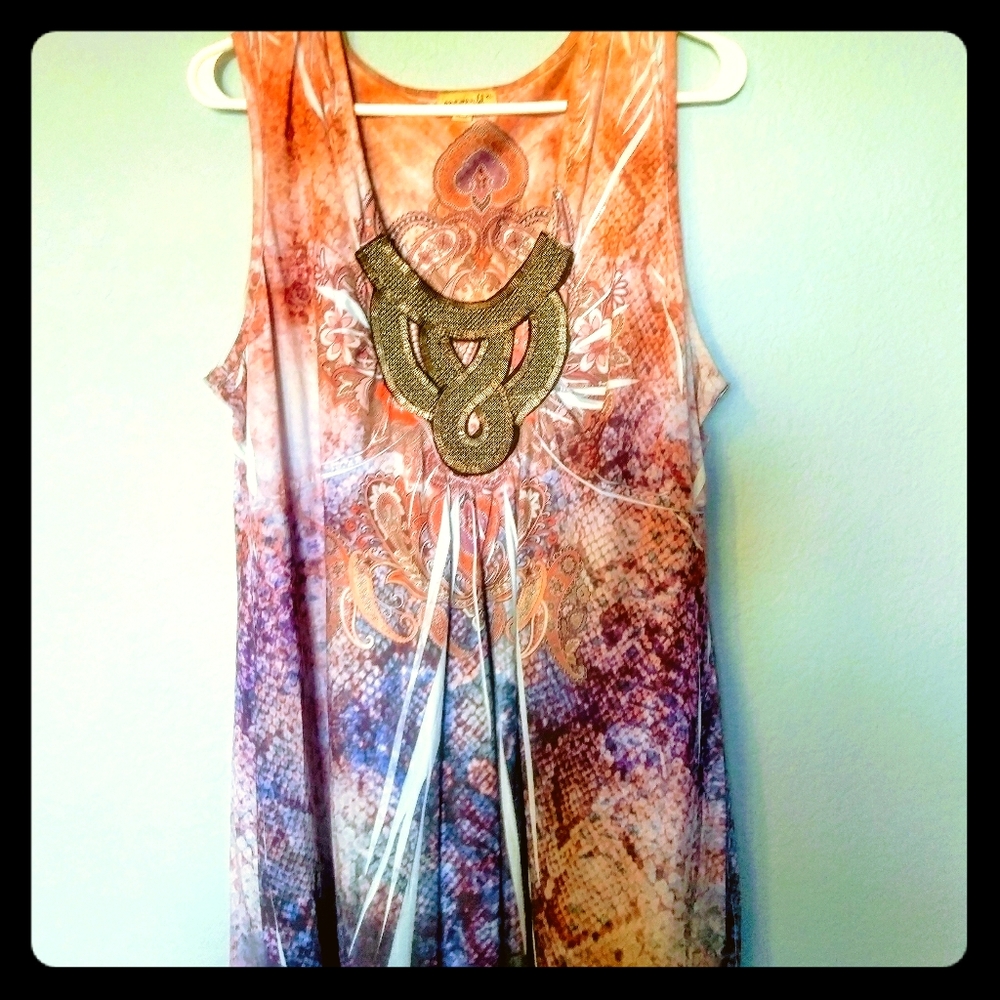 Sleeveless blouse with metal chain neck detail